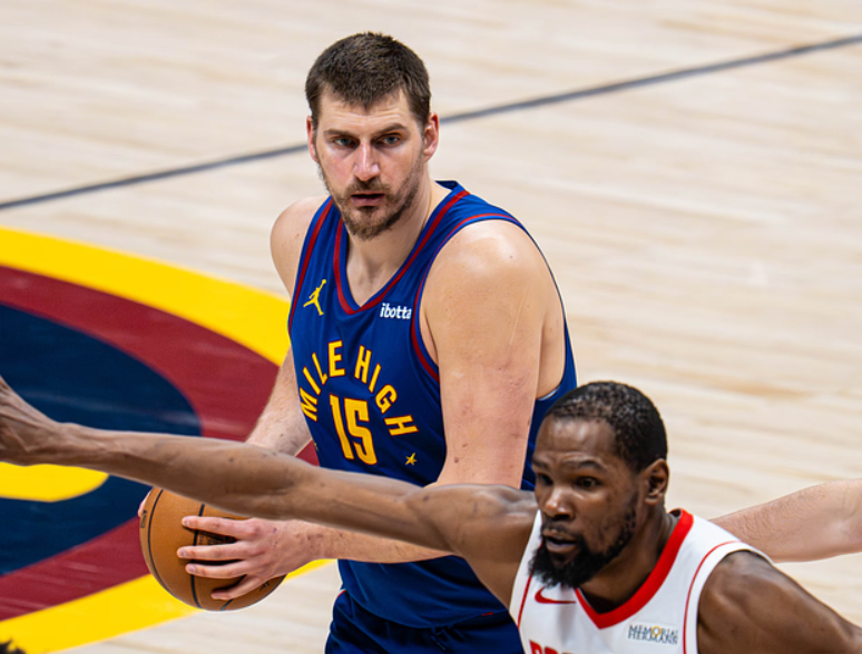 凯发K8手机端、APP下载、流畅界面、智能推荐、高效操作-36分惨败！火箭被掘金打花，全队低迷，约基奇三双，乌度卡该担责