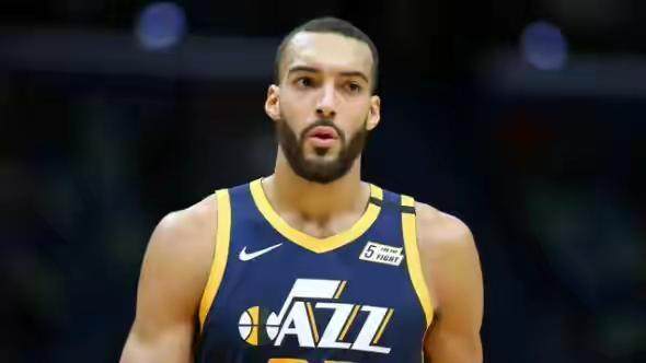 凯发K8手机端、APP下载、流畅界面、智能推荐、高效操作-生涯最惨一战！戈贝尔成制约爵士上限的那个男人？